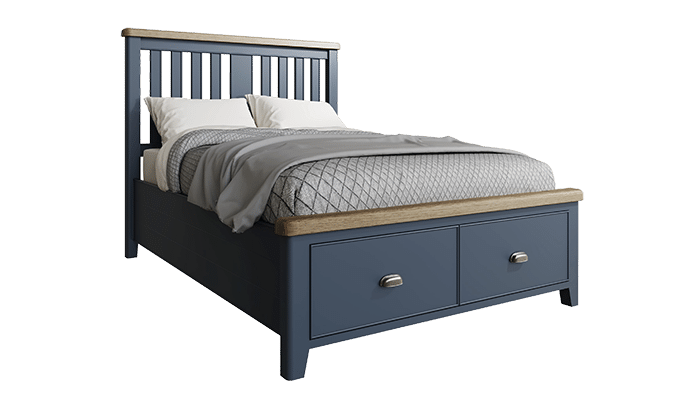 Bed 4ft6 with Wooden Headbord and Drawers