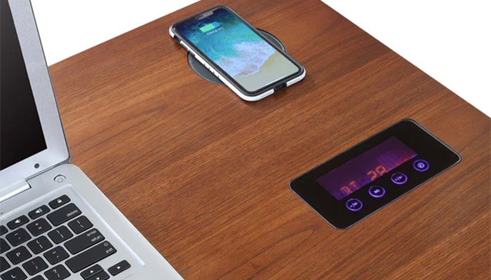 Chicago Charging Desk